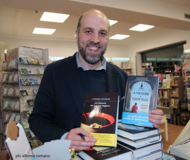 Lorenzo Marone inaugura il temporary bookshop di Salerno Letteratura