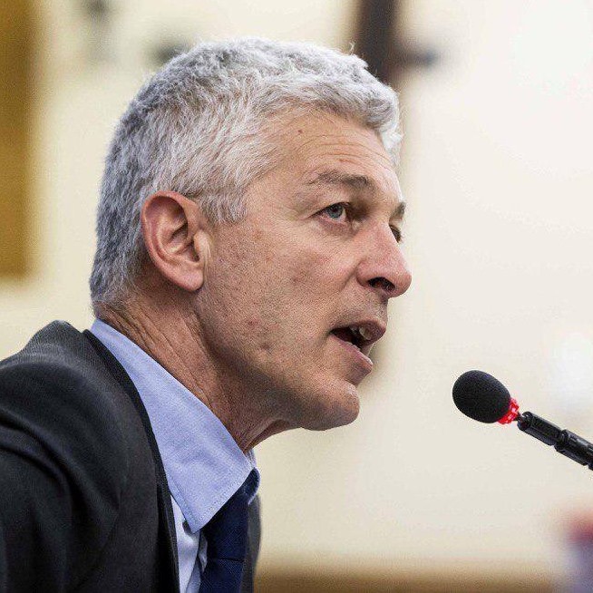 Antimafia, Morra accusa Salvini: “Il suo rosario in Calabria era un segnale alla Ndrangheta”