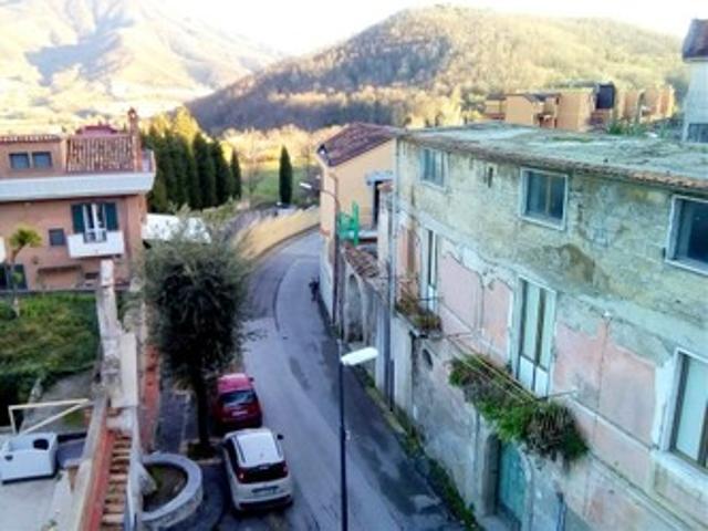 Baronissi: riprendono i lavori per l’estensione della rete del gas metabo