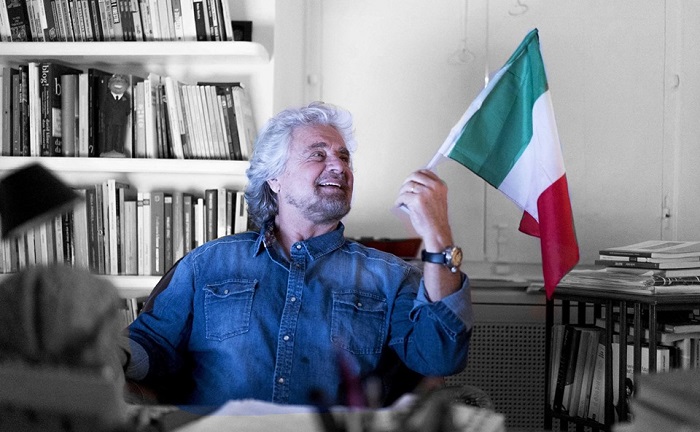 Governo, Beppe Grillo: “Ministri solo tecnici, stop poltronisti”. Poi arriva la frenata