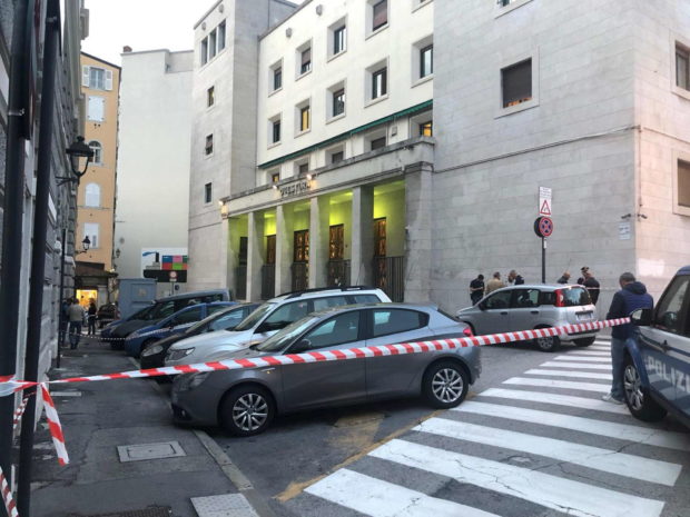 Trieste, sparatoria in Questura: uccisi due poliziotti