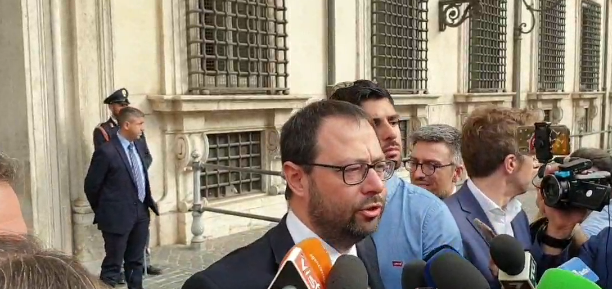 Whirlpool non fa marcia indietro sulla cessione sede di Napoli