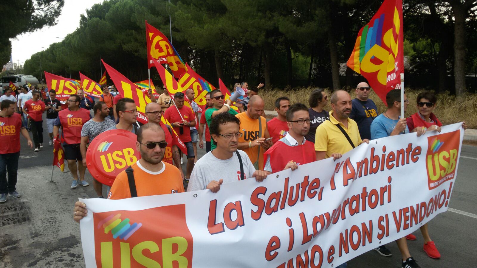 Ilva, Bellavita (Usb) a Landini: “Il tuo unico scopo è la carriera personale”