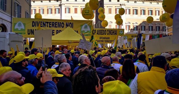 Roma, 2 mila agricoltori in piazza contro i cinghiali