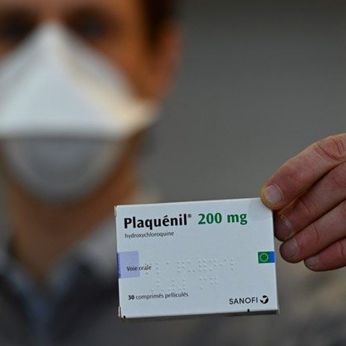 Campania, la scomparsa e il mercato nero dei farmaci salvavita. Lo “sceriffo” De Luca tace