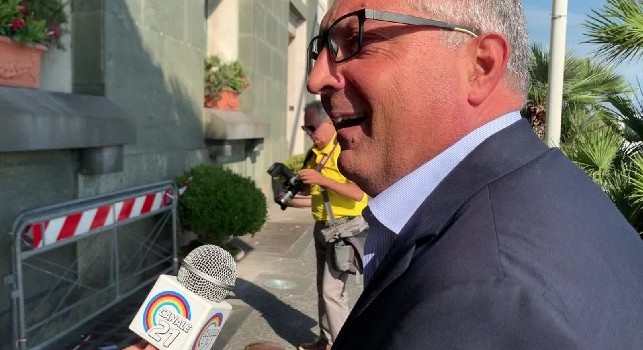 Napoli: Auricchio al sindaco de Magistris, ti ho servito come una bandiera