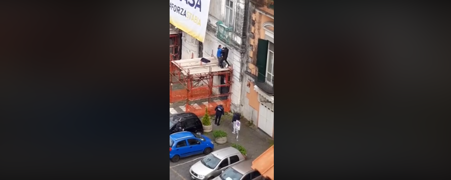 Coronavirus,  disoccupato tenta il suicidio a Castellammare di Stabia (Video)