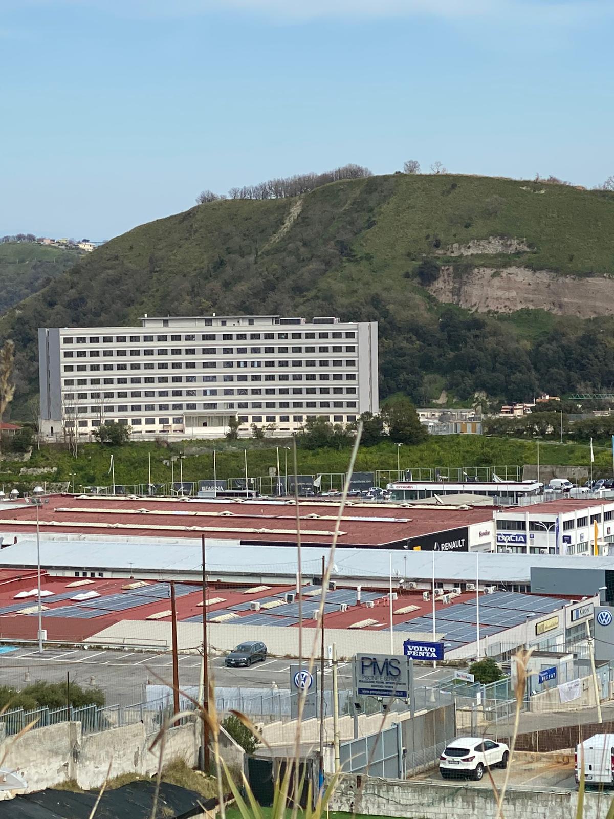 Coronavirus, lettera a De Luca:”utilizzare ex ospedale militare di Agnano”