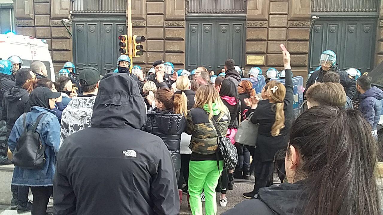 Carcere di Poggioreale, rivolta dei detenuti