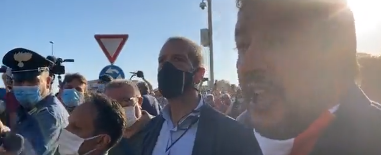 Salvini cacciato da Mondragone