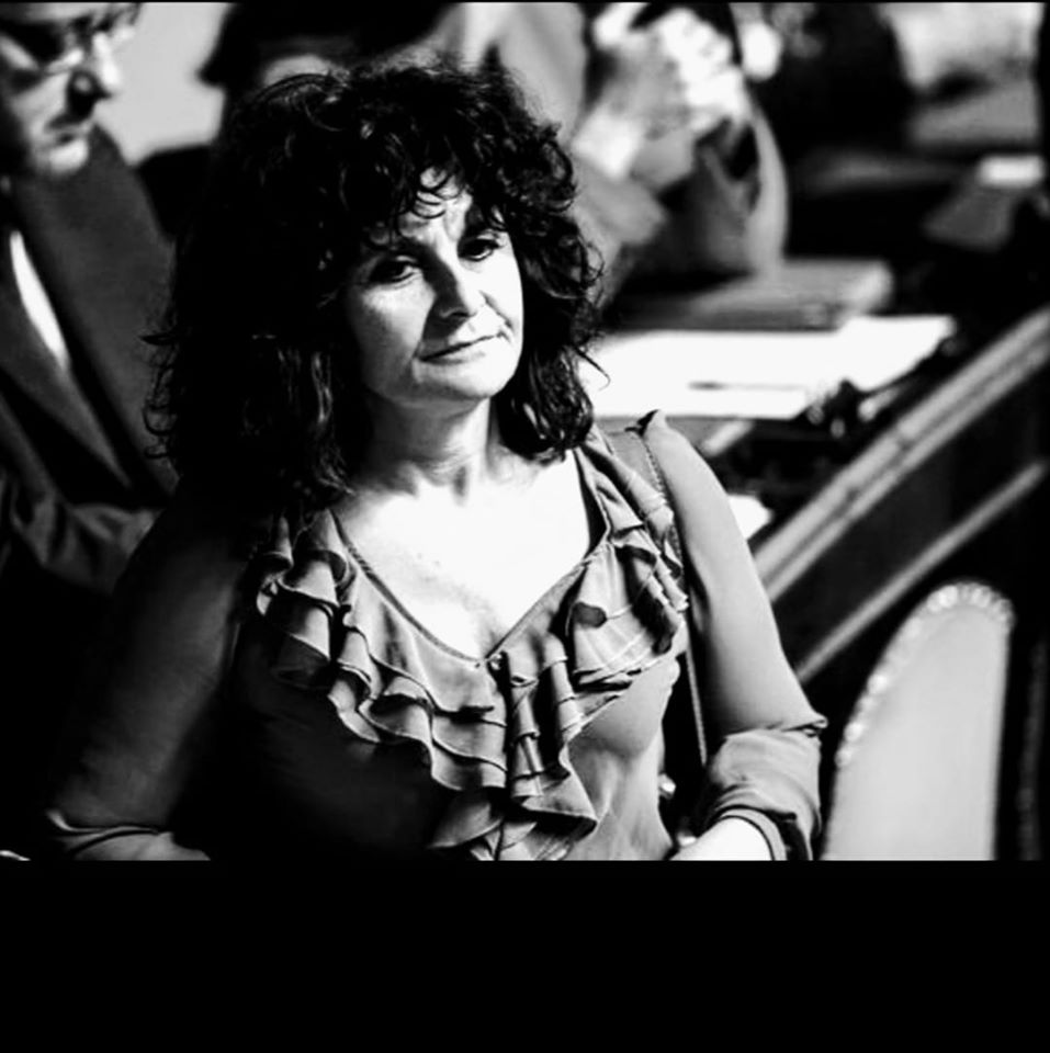 Campania, lista “ambientalisti”: prende quota Paola Nugnes per spaccare M5s