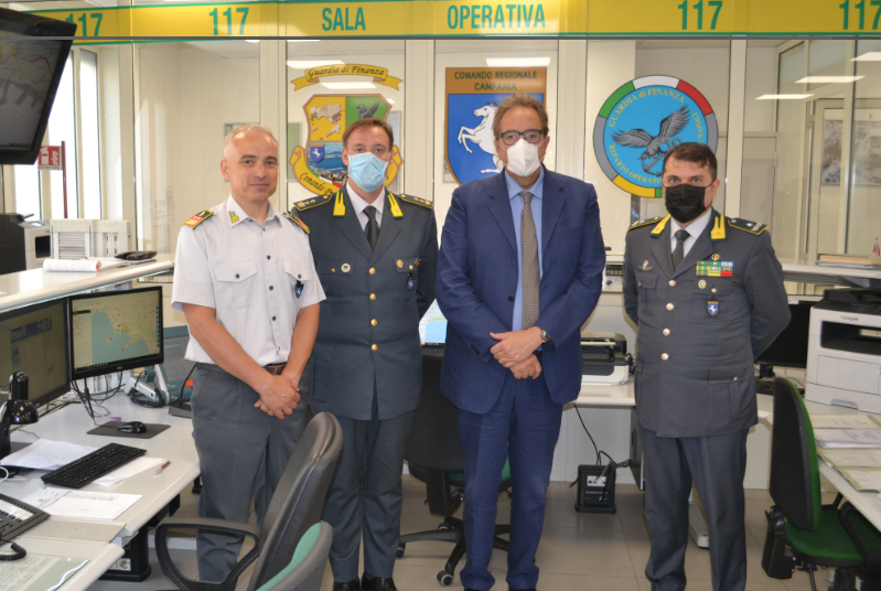 Napoli, il Prefetto Valentini incontra forze di polizia