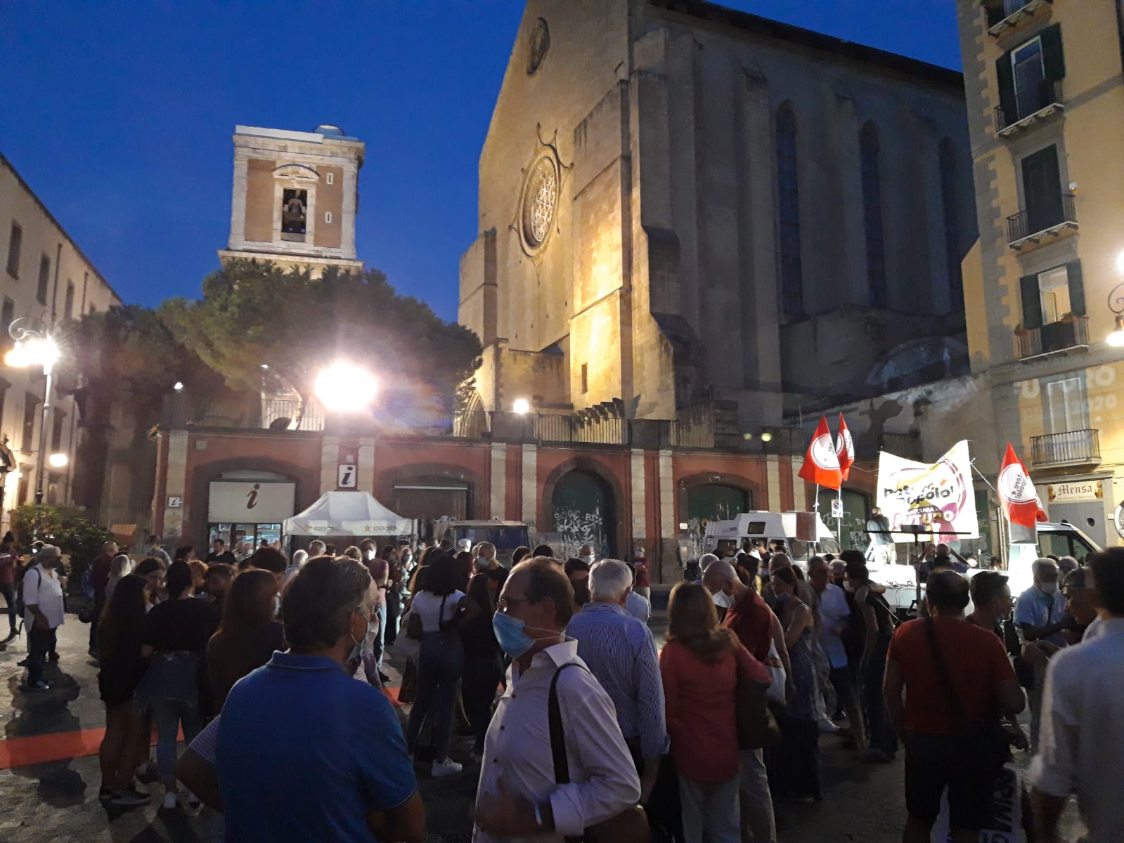 Napoli, elezioni regionali: in 500 alla sfilata di Potere al Popolo