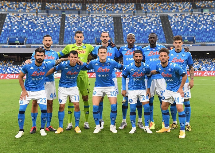 Covid, tutti negativi i tamponi del Napoli