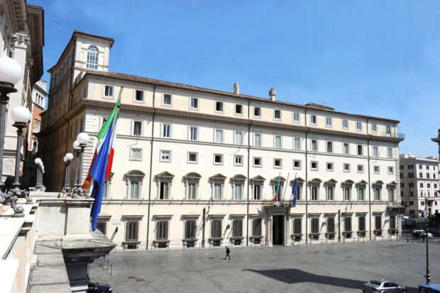 Covid, i “ministri falchi” della sinistra premono su Conte per provvedimenti più restrittivi