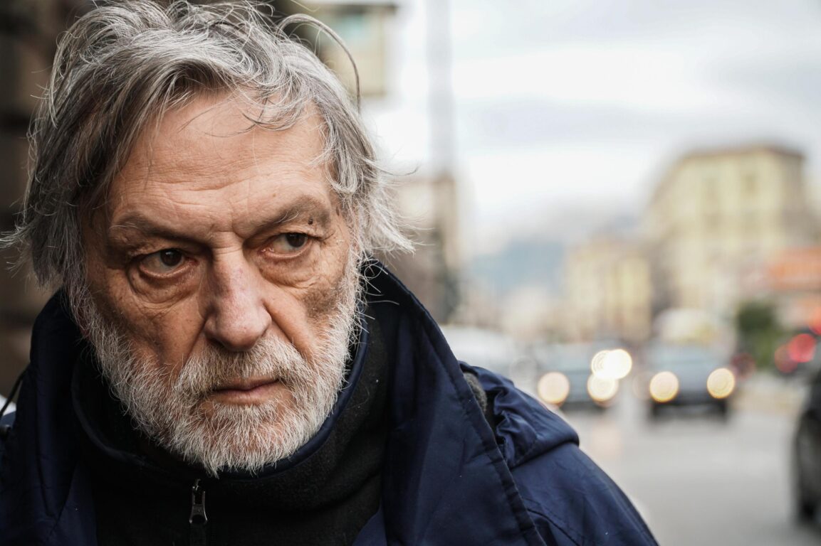 Gino Strada: “investire nella sanità pubblica, basta con le Regioni e i privati”