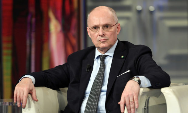 L’eurodeputato Pedicini: “Il ministro Speranza dovrebbe licenziare Walter Ricciardi”