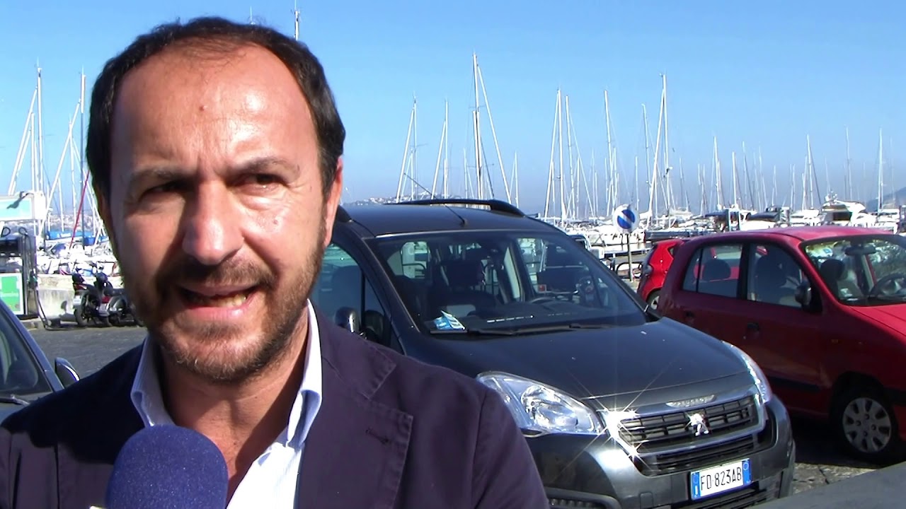 Procida, arrestato l’assessore Carannante: avrebbe chiesto una tangente di 20 mila euro ad un imprenditore edile