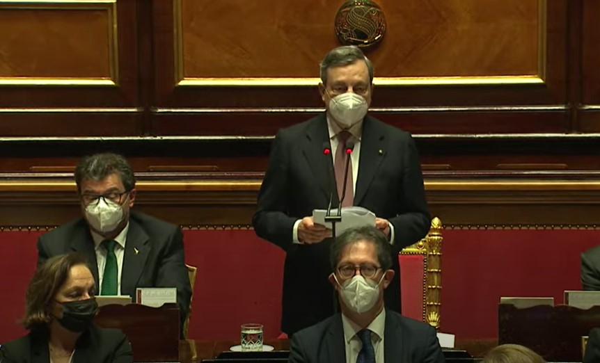 Governo Draghi, al Senato ok alla fiducia: 40 No, almeno 15 del M5S