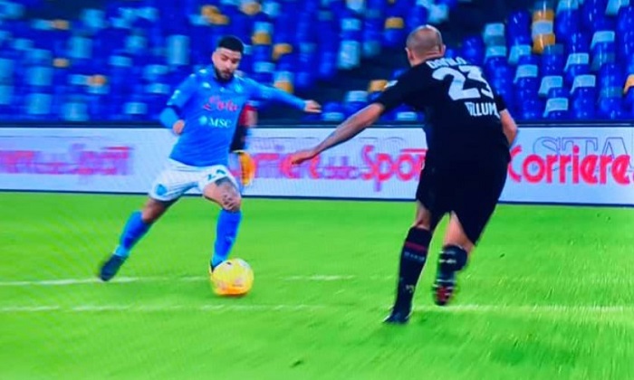 Insigne trascina il Napoli, steso il Bologna