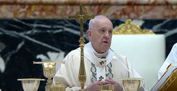 L’appello pasquale del Papa: “Vaccini anche ai paesi poveri”
