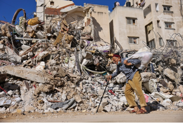 Gaza: Israele continua a bombardare case, scuole e uccidere palestinesi. La Francia propone un cessate il fuoco