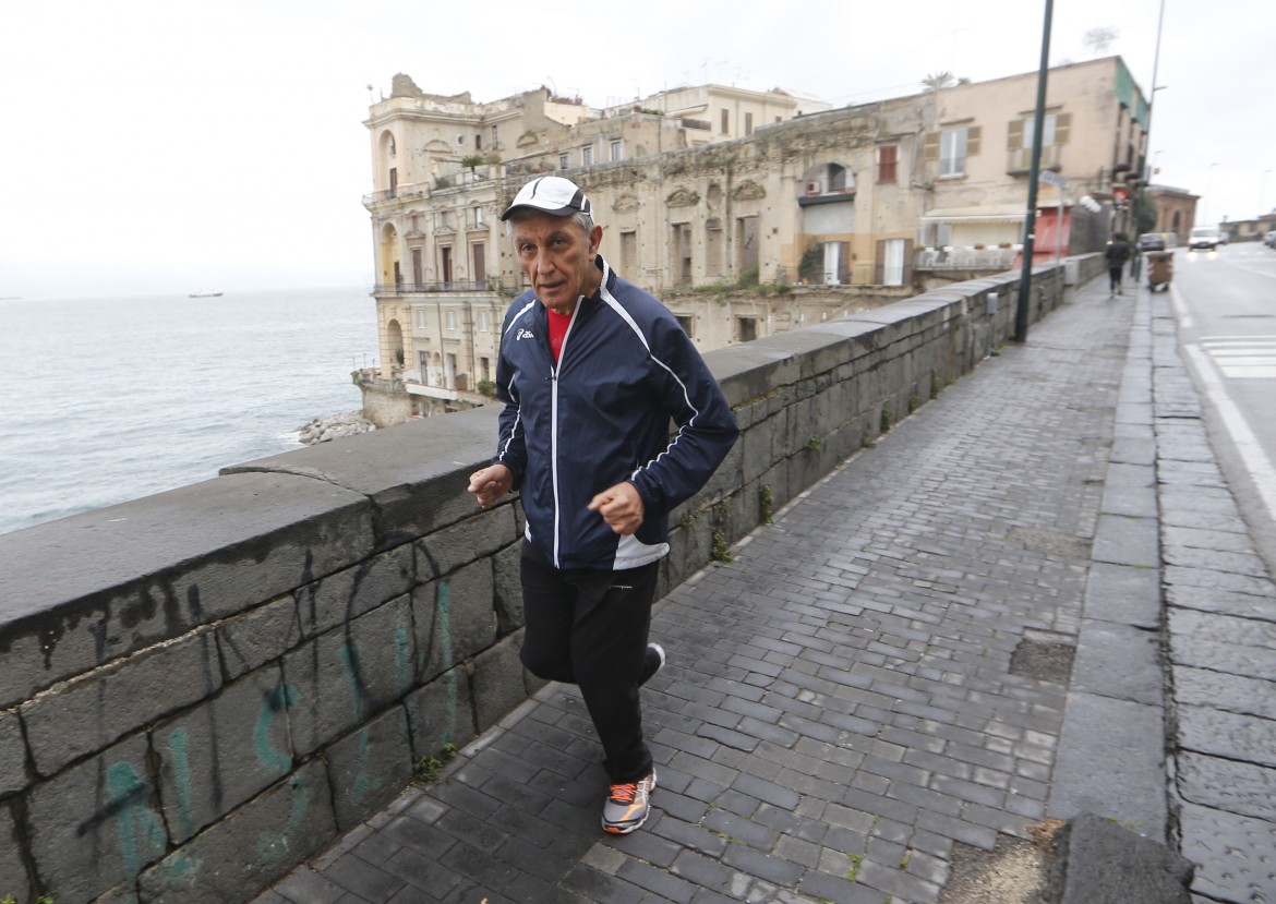 Bassolino: “Resto in corsa per fare il sindaco di Napoli”
