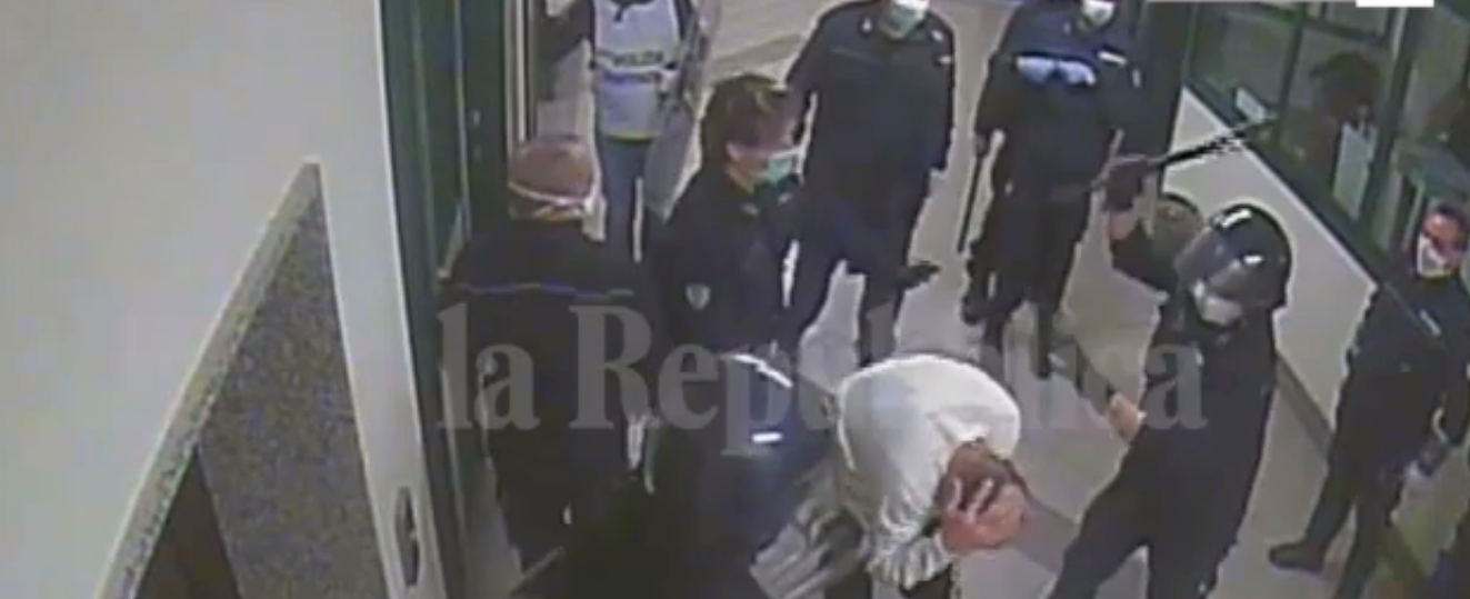 Diffusi altri video sui pestaggi nel carcere di Santa Maria Capua Vetere