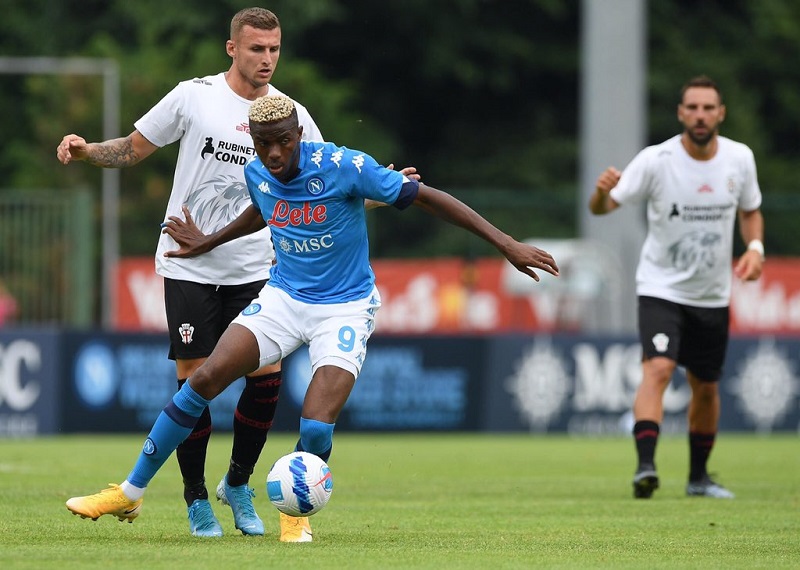 Napoli, Osimhen match winner con la Pro Vercelli