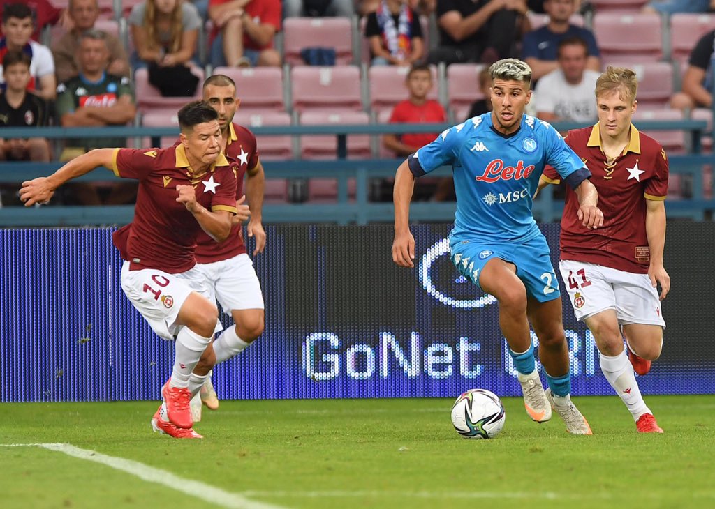 Napoli, rimonta vincente a Cracovia