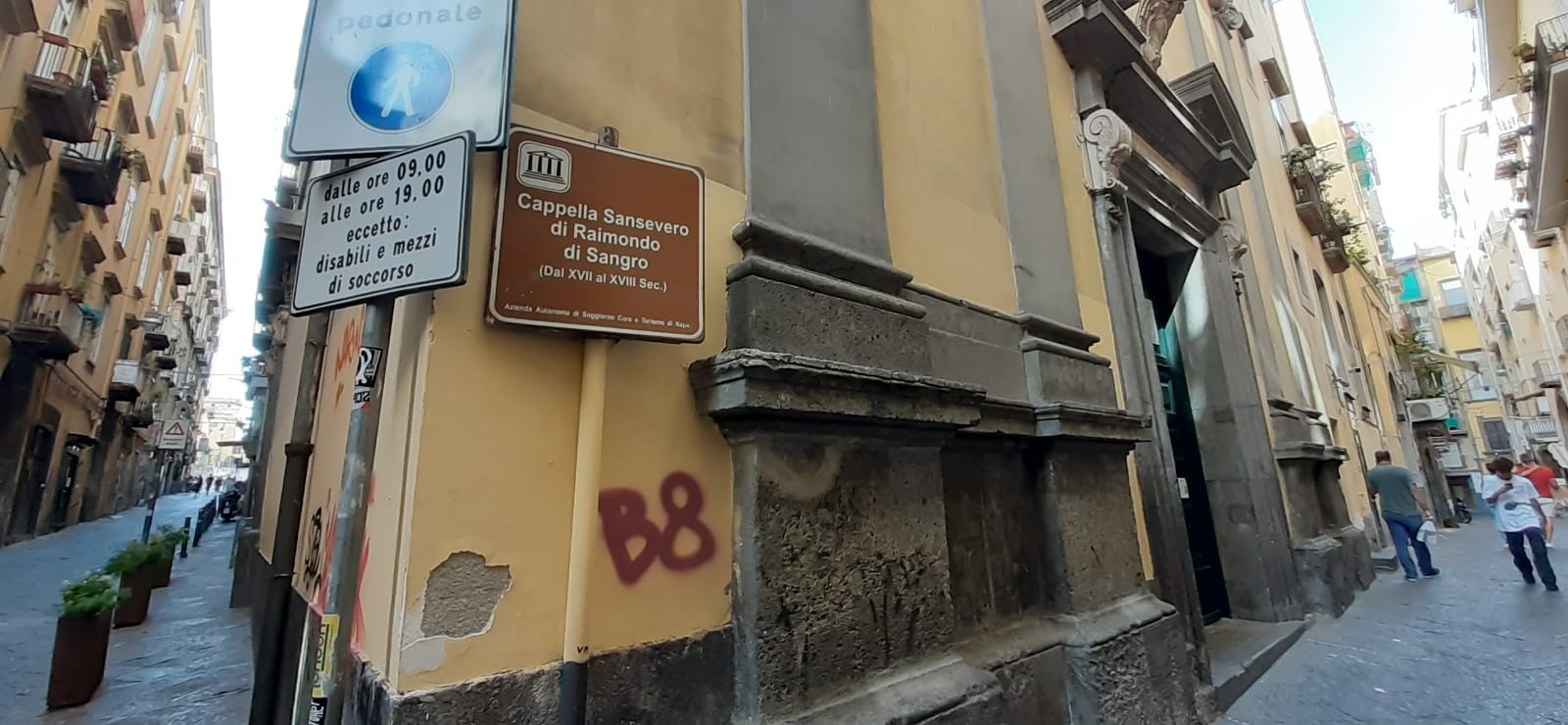 Napoli, il direttore Cappella Sansevero si dimette in polemica con il green pass: “Non garantisce il libero accesso alla cultura”