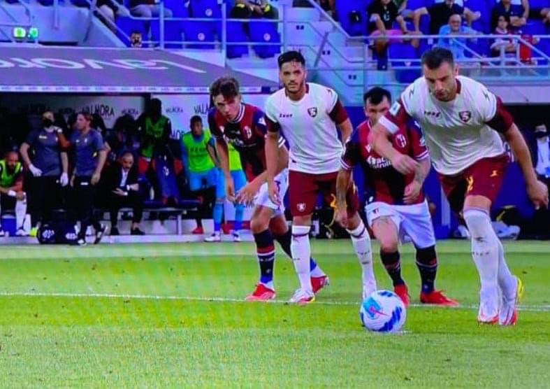 La Salernitana si illude, poi va ko per la rimonta del Bologna