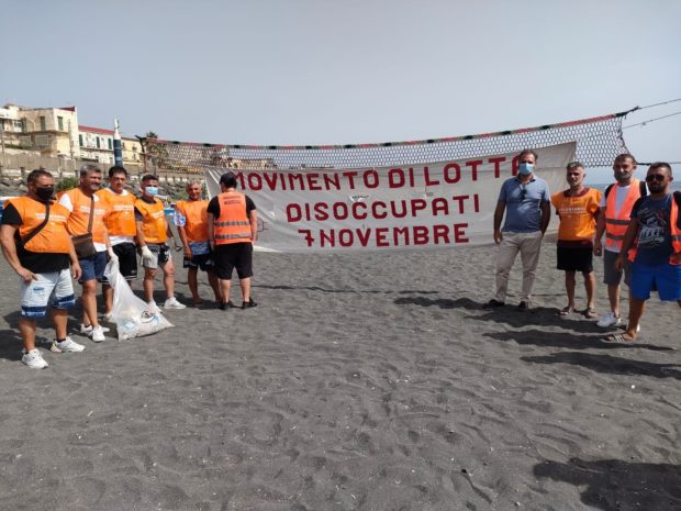 Napoli, Bassolino e Maresca sostengono lo sciopero a rovescio dei disoccupati