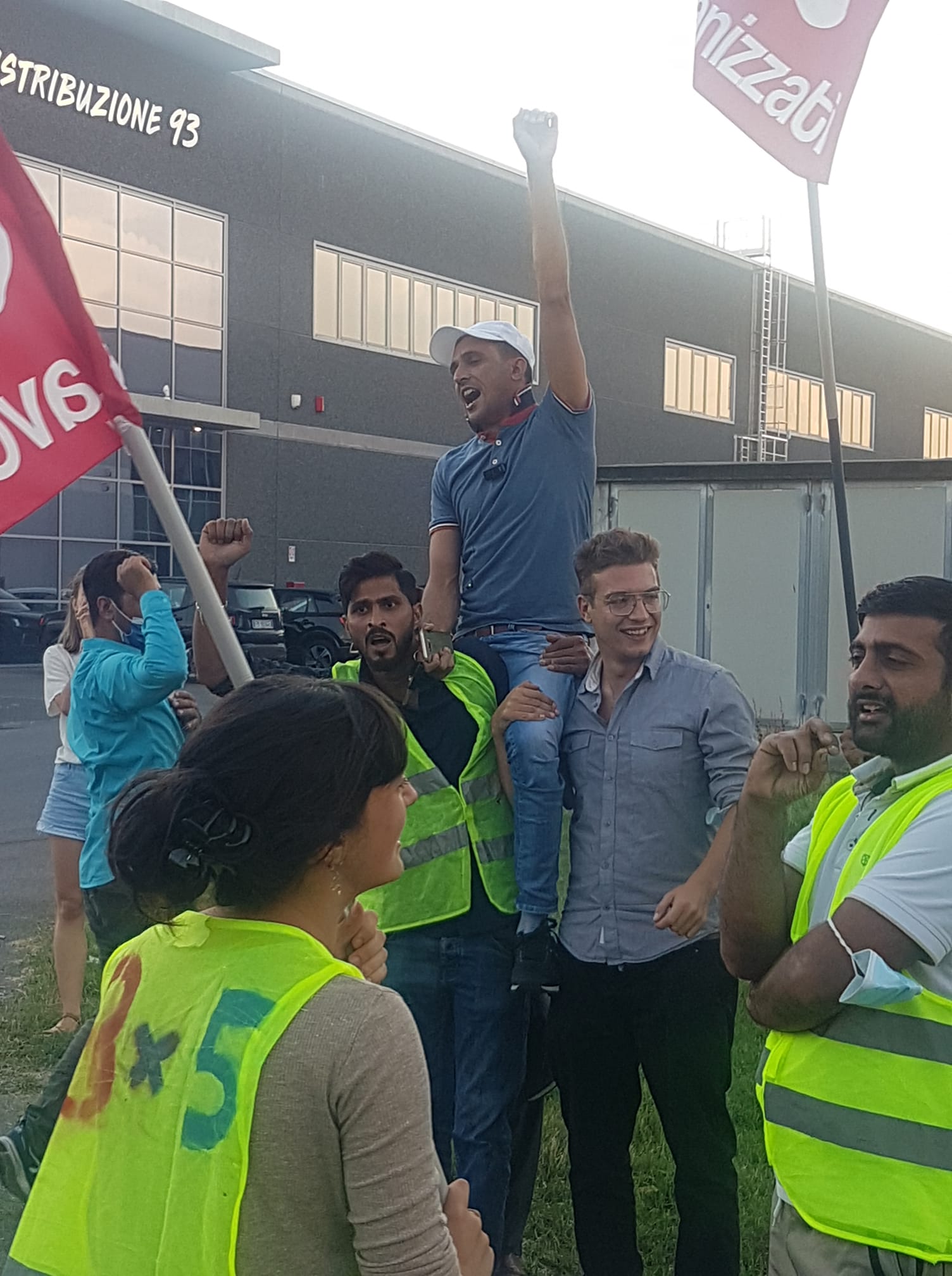 Texprint, la vittoria del sindacalismo indipendente e militante: licenziamento illegittimo. La lotta paga