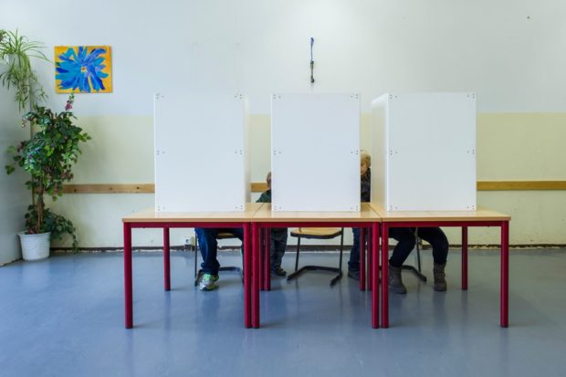 Elezioni comunali: alle 19 è del 33,18 l’affluenza alle urne. Calo di 13 punti