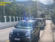 Ischia, i furbetti dei sussidi post terremoto: 9 indagati e  220 mila euro sequestrati
