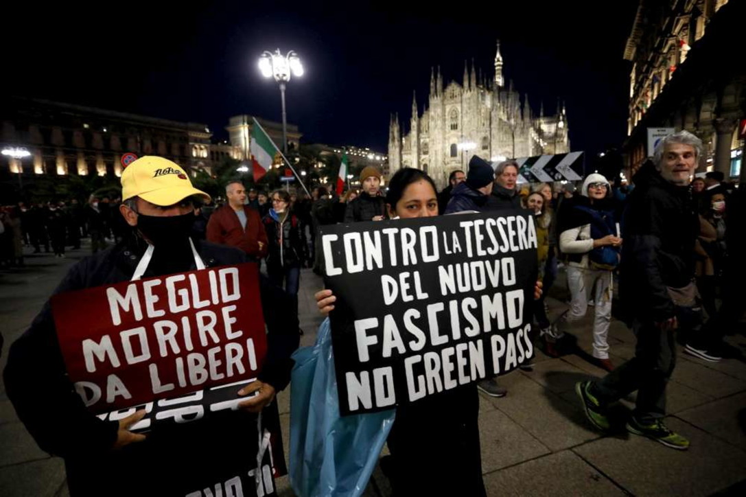 Una marea popolare contro Green Pass e governo Draghi