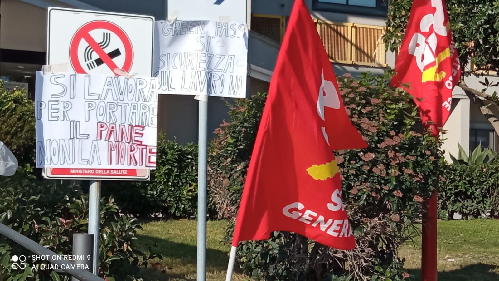 Ospedale Pozzuoli, la protesta dei dipendenti Epm: “Non rispettano le norme sulla salute e la sicurezza”