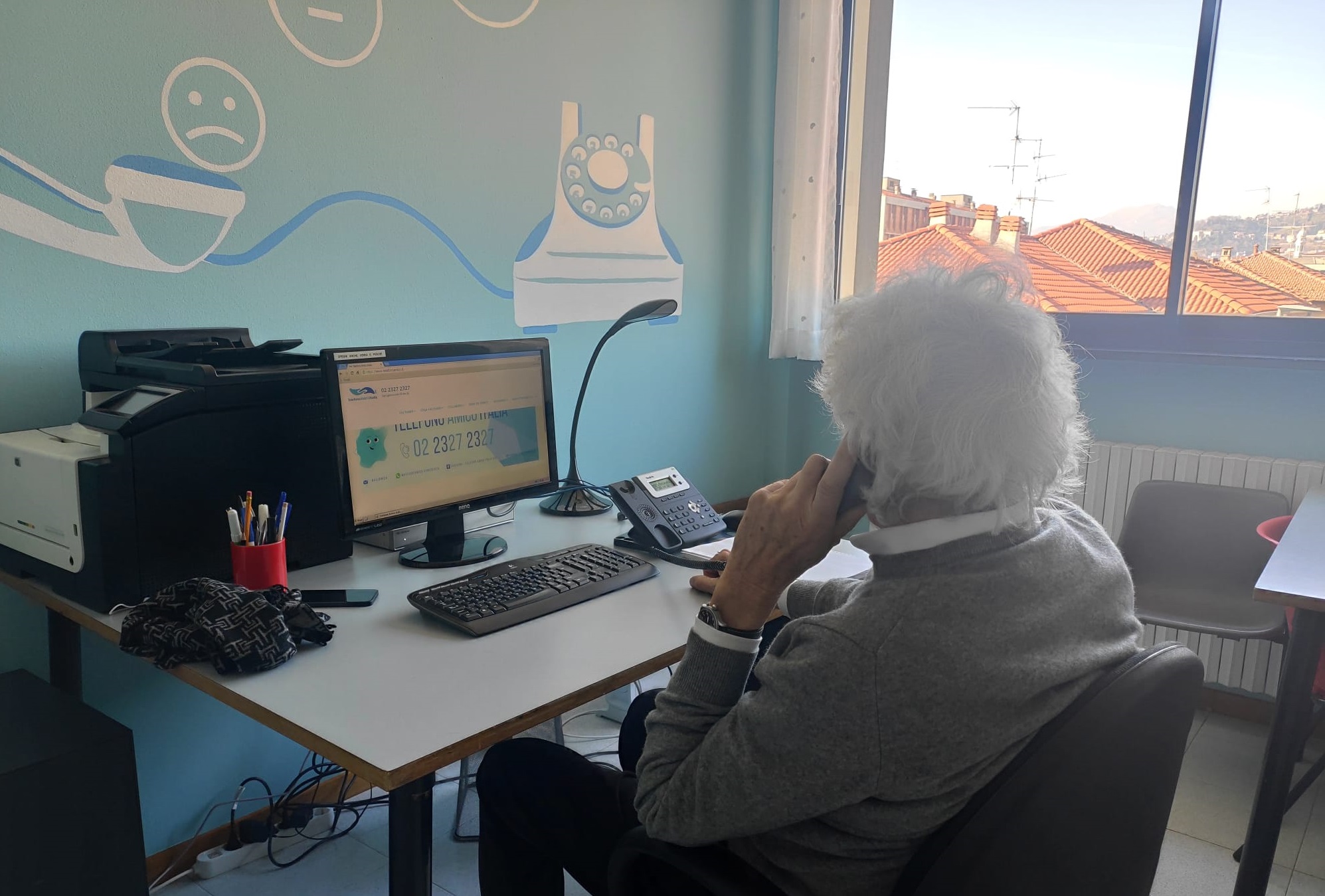 Telefono amico lancia maratona di ascolto per chi è solo a Natale