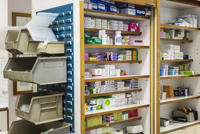 Napoli e provincia, farmaci irreperibili: speculano sulla pelle delle persone