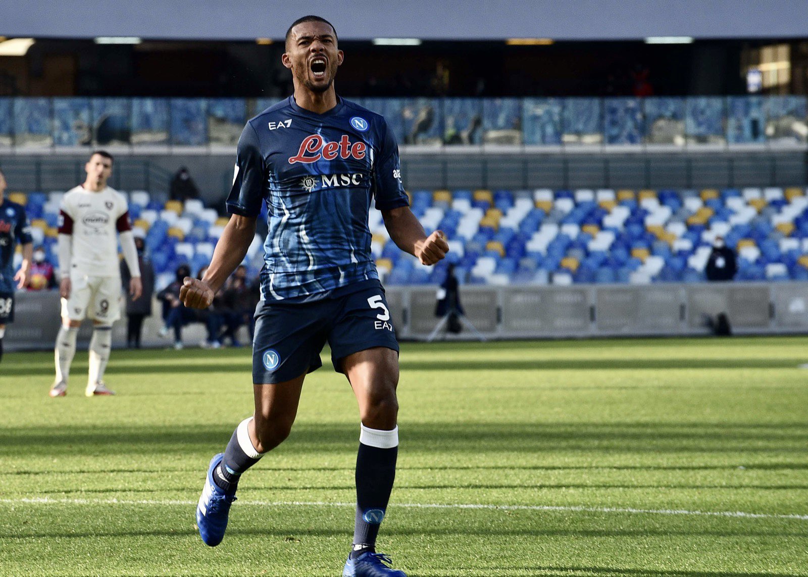 Napoli-Salernitana 4-1, gli azzurri al secondo posto