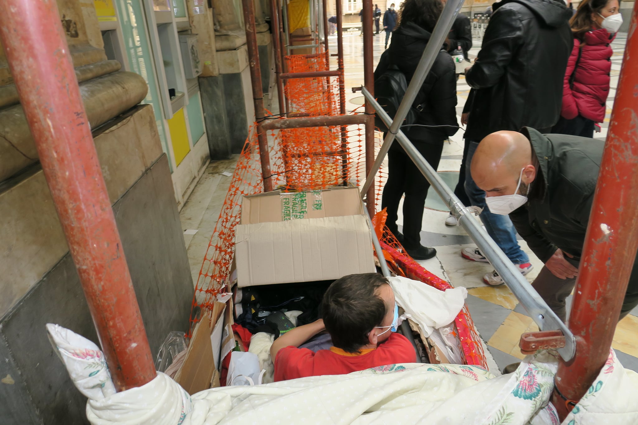 Napoli, assessore Trapanese: “Ridare dignità ai senzatetto”