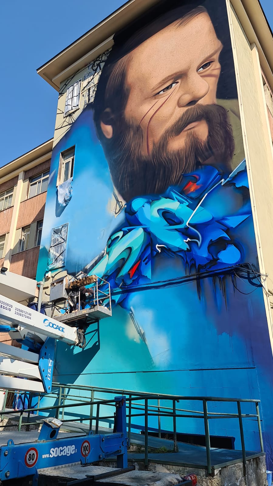 Napoli, Istituto Righi:  Il  Dostoevskij di Jorit contro ogni censura