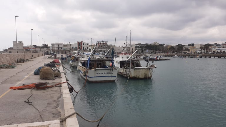 Carburante, costi alle stelle: la rivolta dei pescatori. E’ sciopero