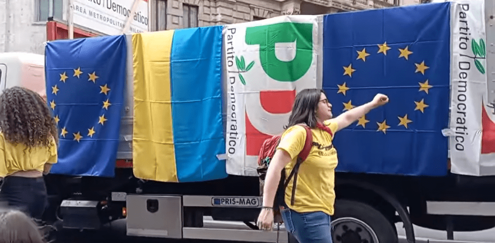 Italia, 25 aprile: da Bella Ciao a Servi della Nato, contestato Enrico Letta e Pd. Un gruppo di nazisti ucraini insulta Landini | Il Desk