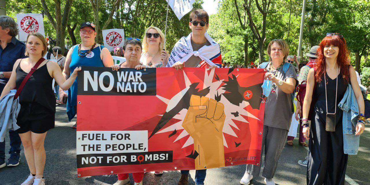 Madrid, 5 mila in piazza contro la Nato e la fornitura delle armi in Ucraina
