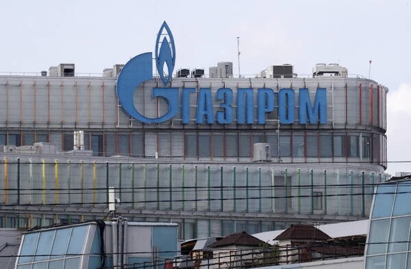 epa09989840 A Gazprom office in St. Petersburg, Russia, 01 June 2022. Gazprom has confirmed on the day the suspension of gas supplies to Denmark's Orsted as well as to Shell Energy Europe Limited 'due to failure to pay in rubles.' Russian President Putin announced on 31 March that he signed a decree on transitioning to payments for Russian natural gas in rubles for 'unfriendly countries', threatening supply disruption unless target nations comply. EPA/ANATOLY MALTSEV