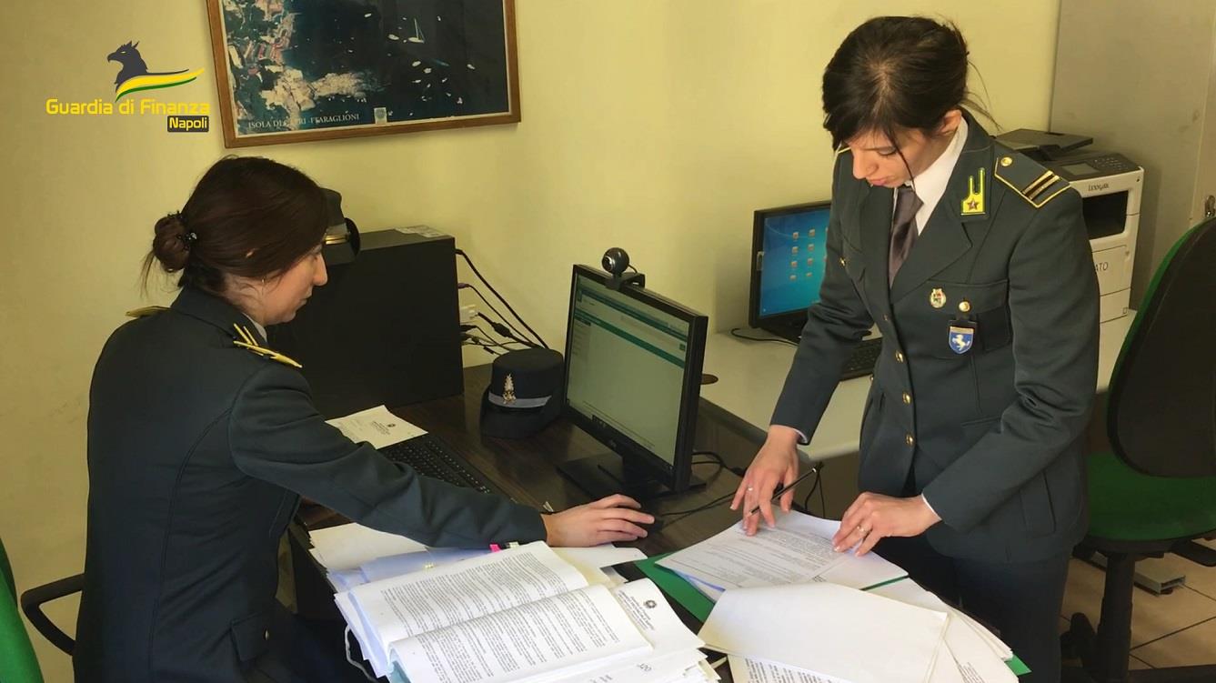 Napoli, la truffa degli ecobonus dell’edilizia: la Guardia di Finanza sequestra  186 milioni