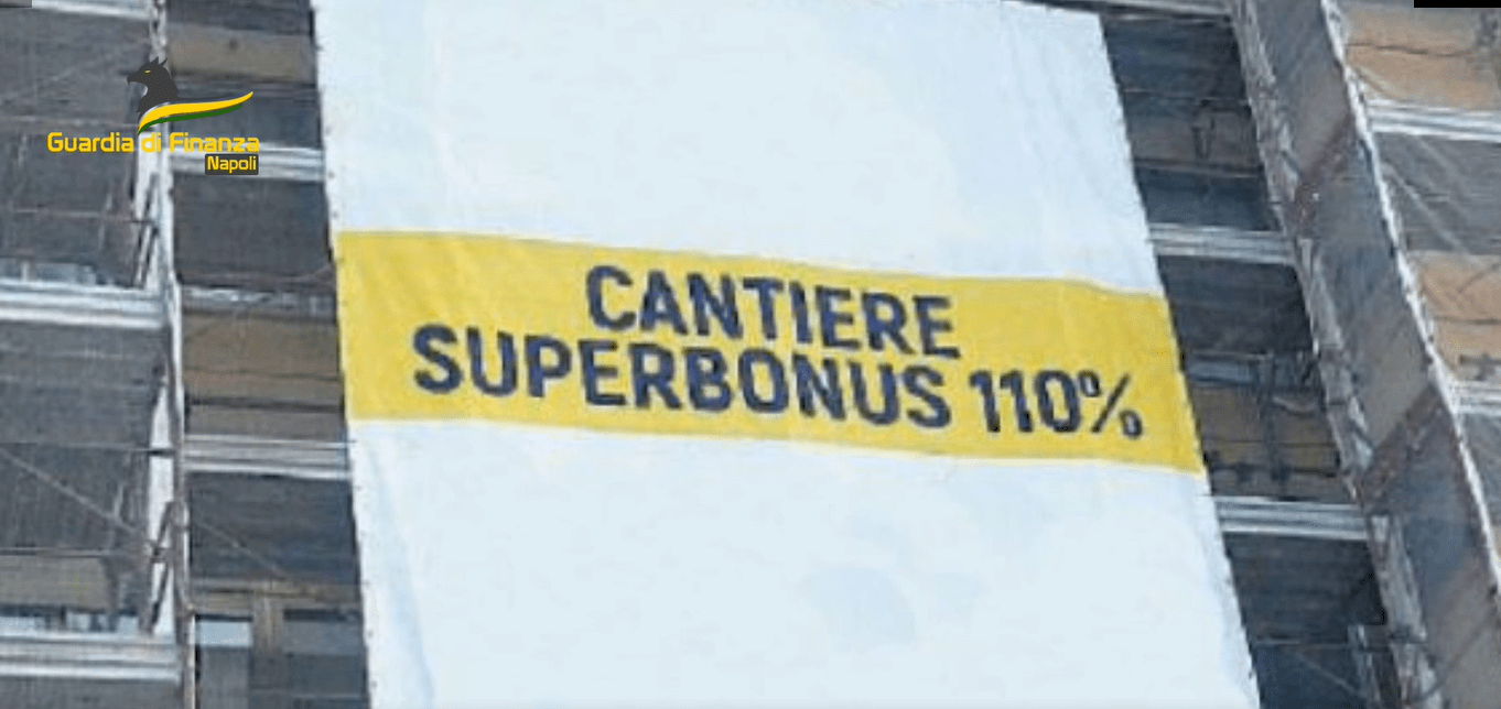 Napoli, la truffa degli ecobonus dell’edilizia: la Guardia di Finanza sequestra  186 milioni