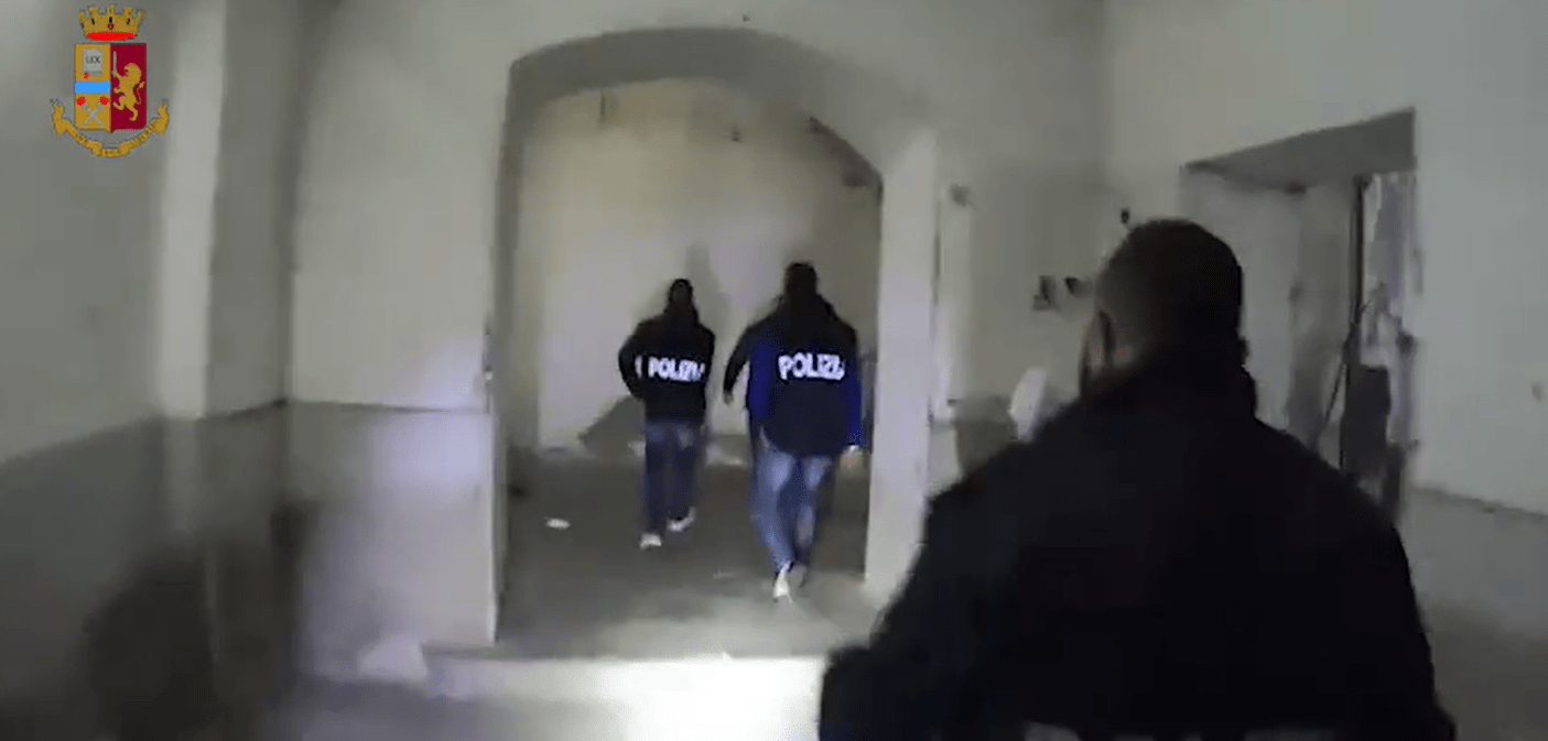Napoli, Ponticelli:  blitz polizia e carabinieri contro i clan che gestivano il business delle case popolari. 60 misure cautelari